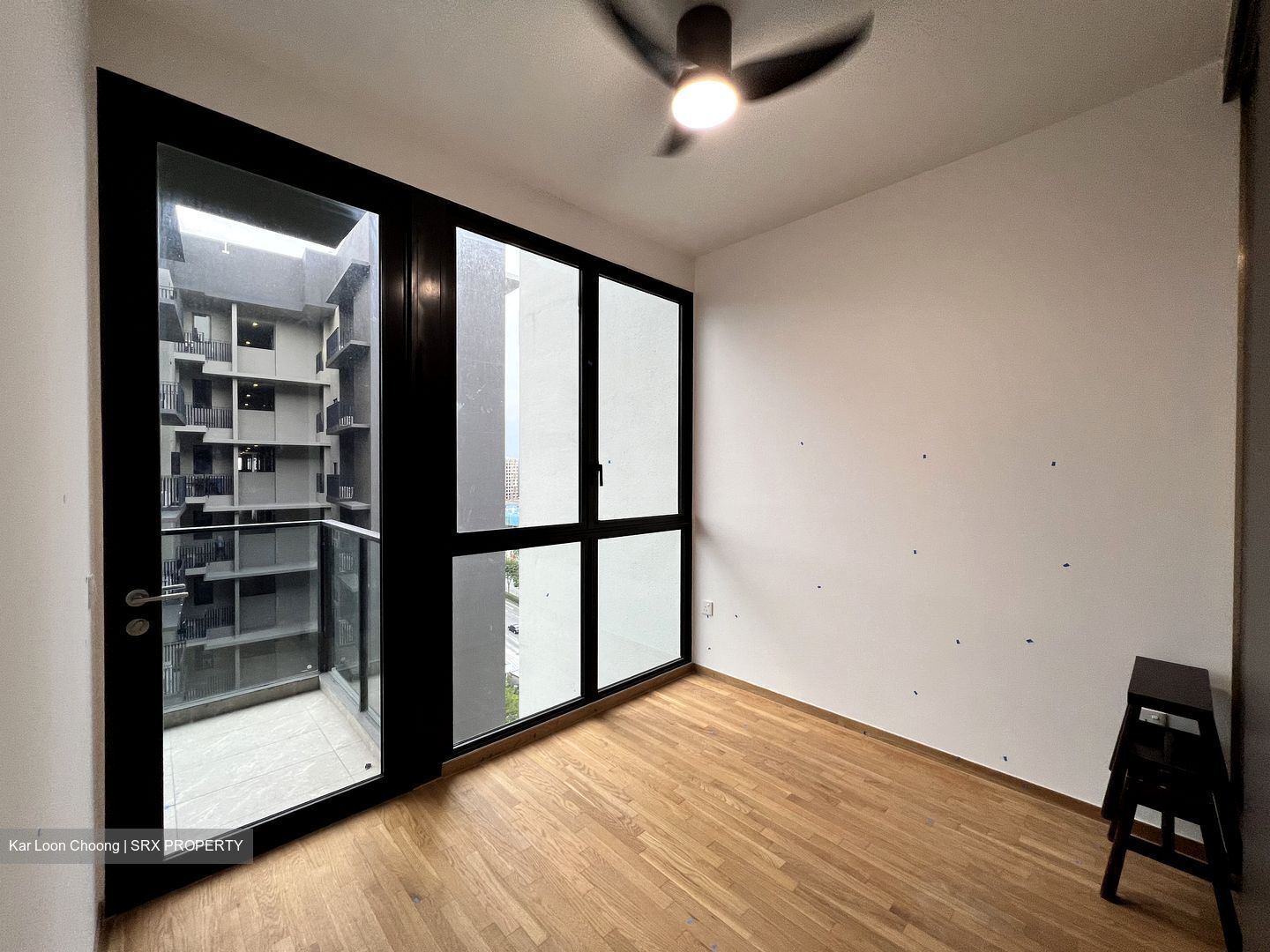 Park Colonial (D13), Condominium - For Rent